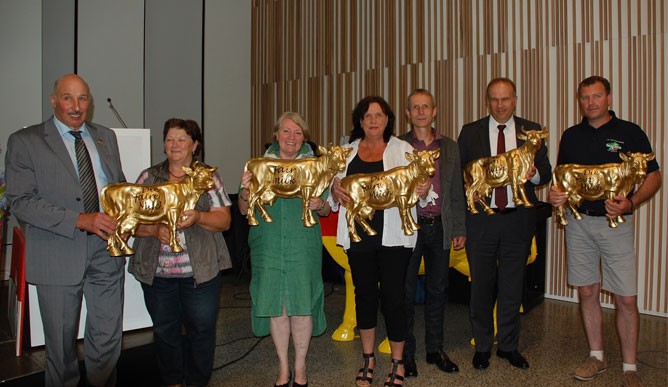 Europäische-Faire-Milch-Konferenz: Verleihung der Goldenen Faironika