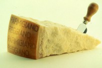 Parmigiano Reggiano kürzt Produktion